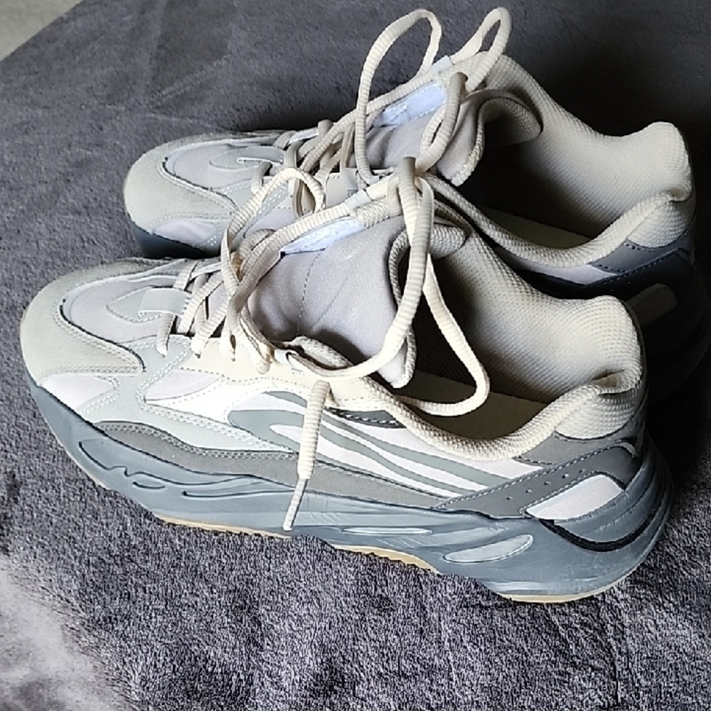 FU7914 adidas YEEZY Boost 700 V2 Tephra Gum Brown Black Grey (Men's)